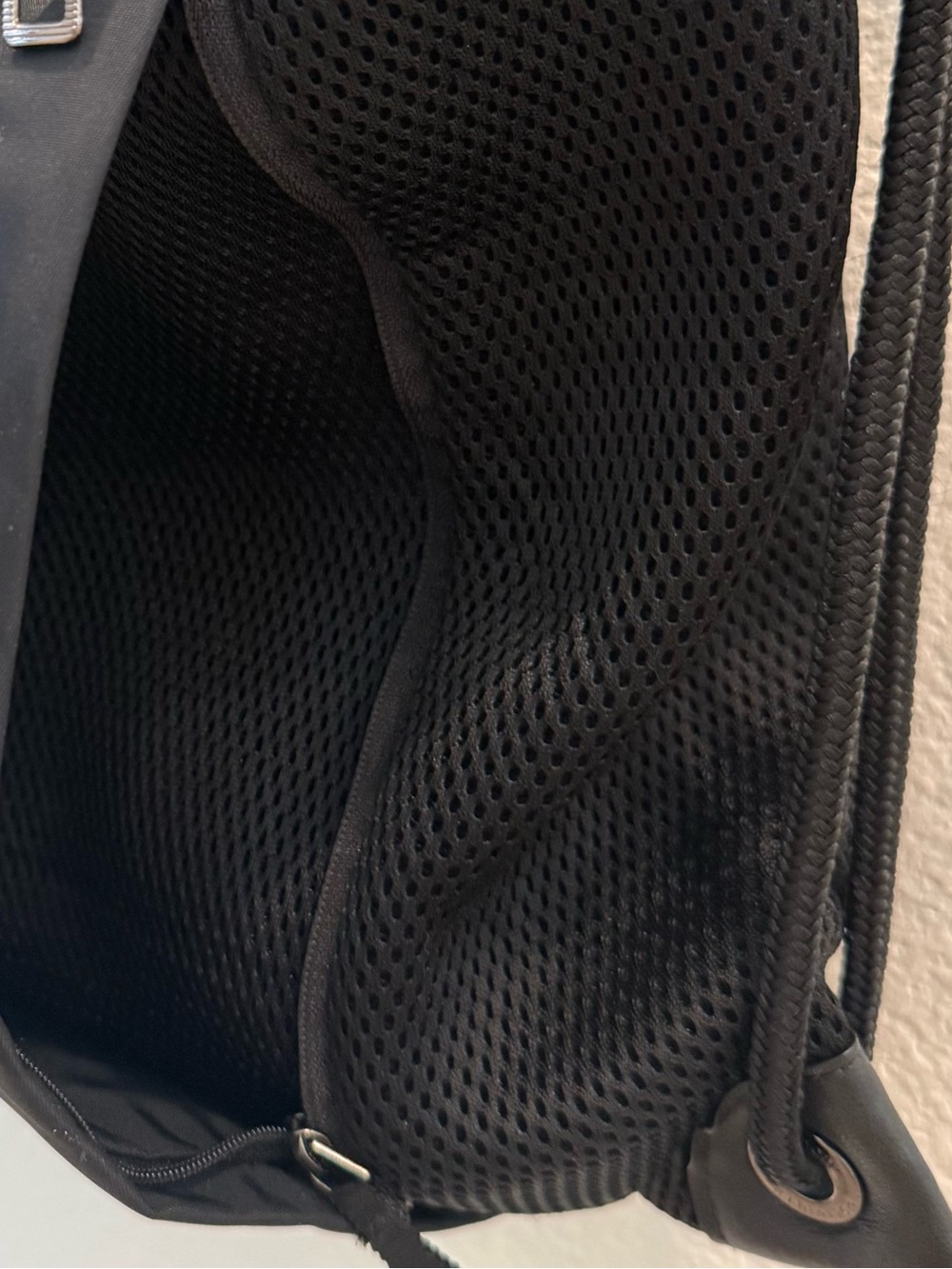 Lululemon Drawstring Backpack - Picture 3 of 4
